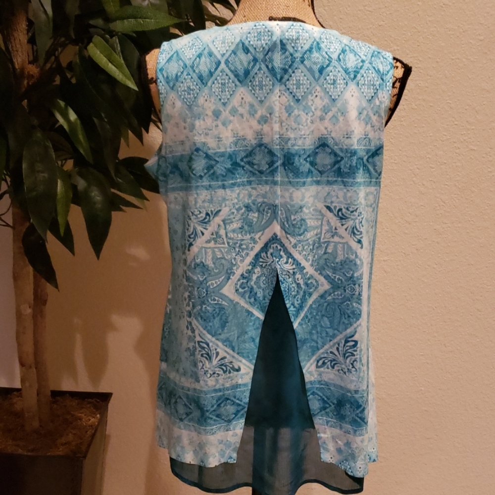 1946 Teal Print Hi-low Top - Picture 3 of 8